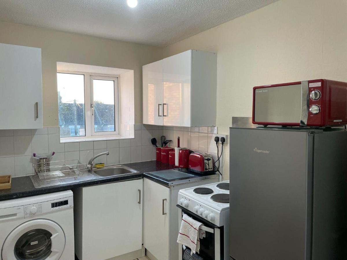 Nnk Air Bnb Enfield Exterior foto